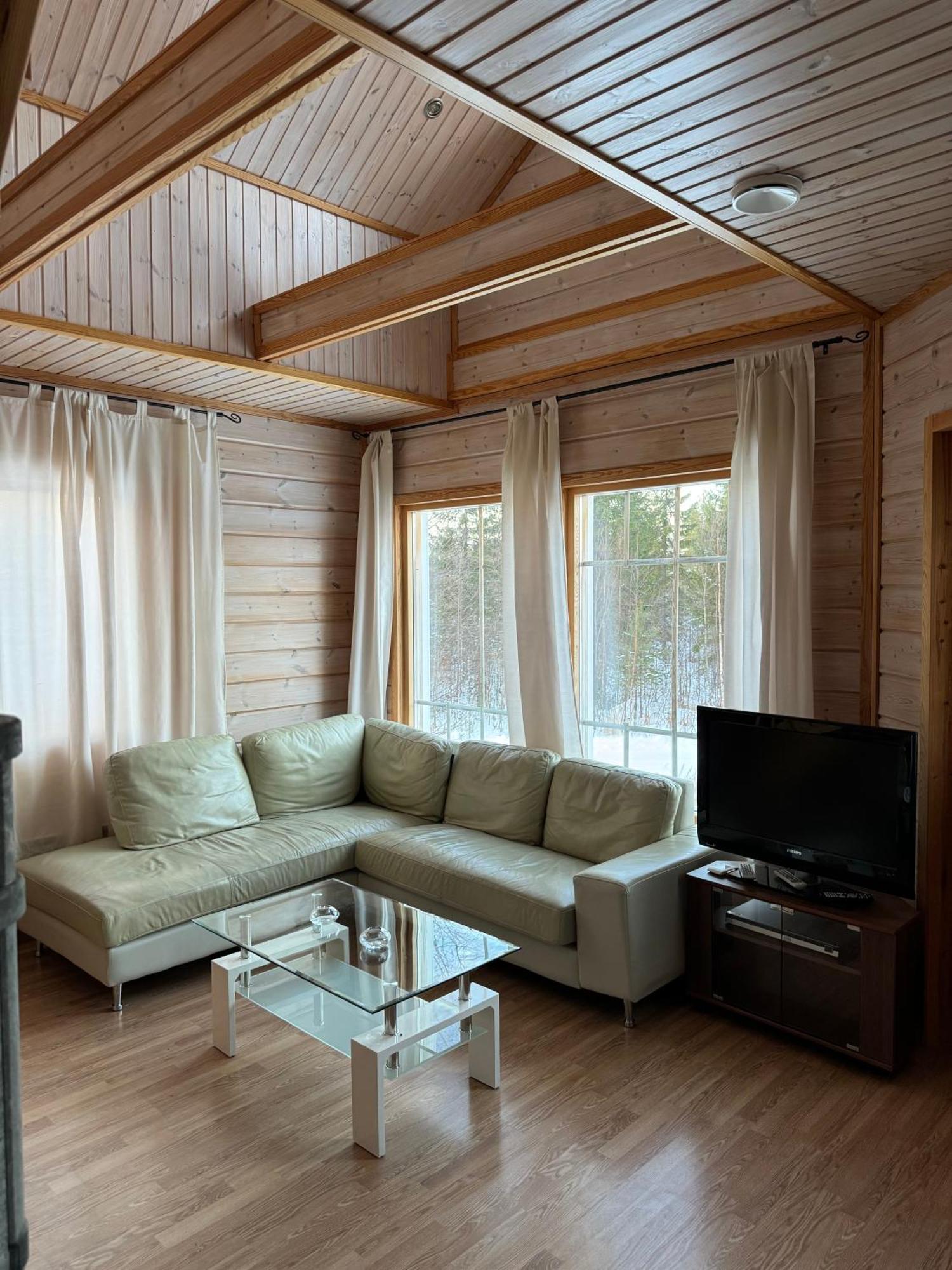 Tiiringolf Cottages Nilsia Luaran gambar